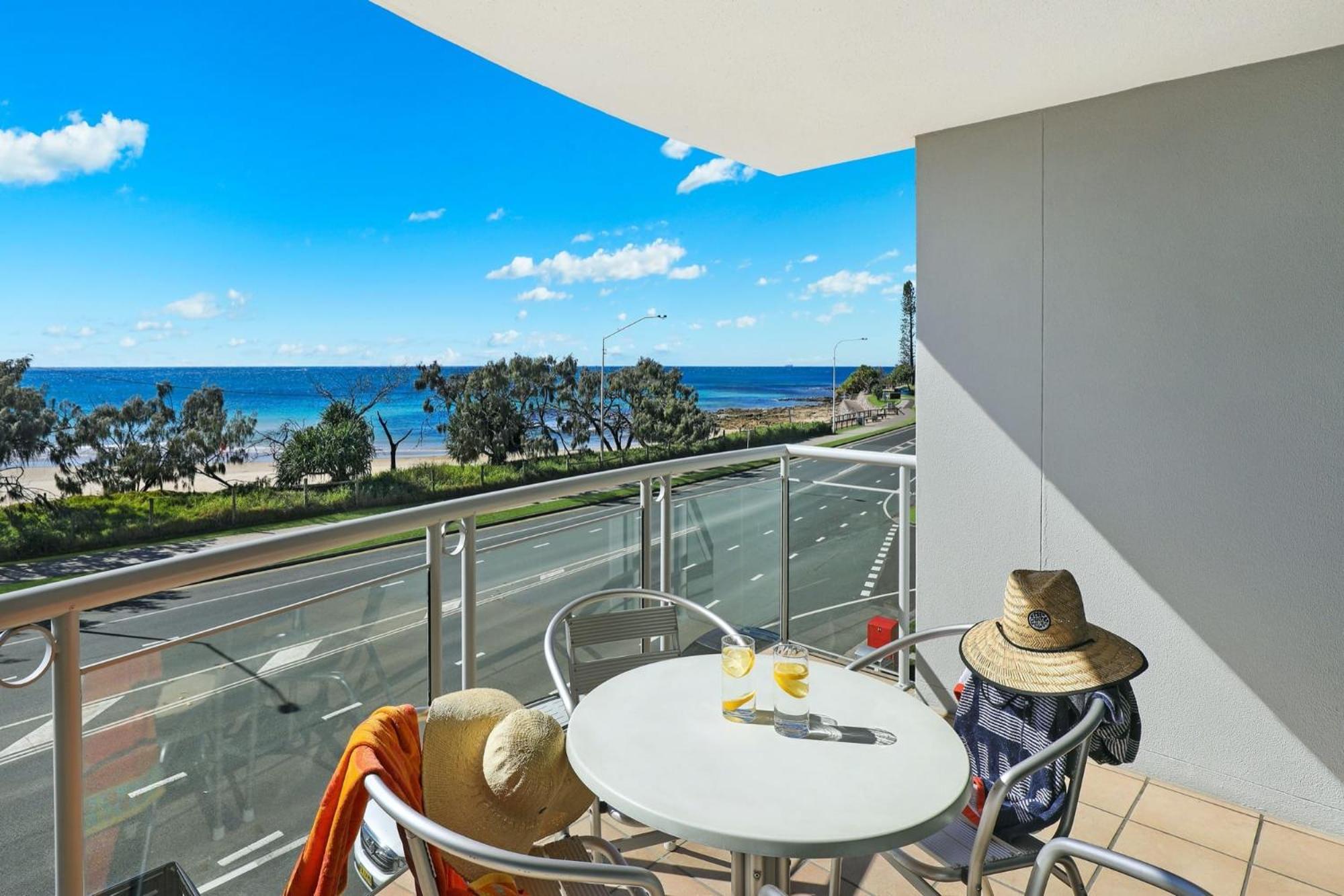 Grand Palais Boolarong Beachside Apartments Alexandra Headland Esterno foto
