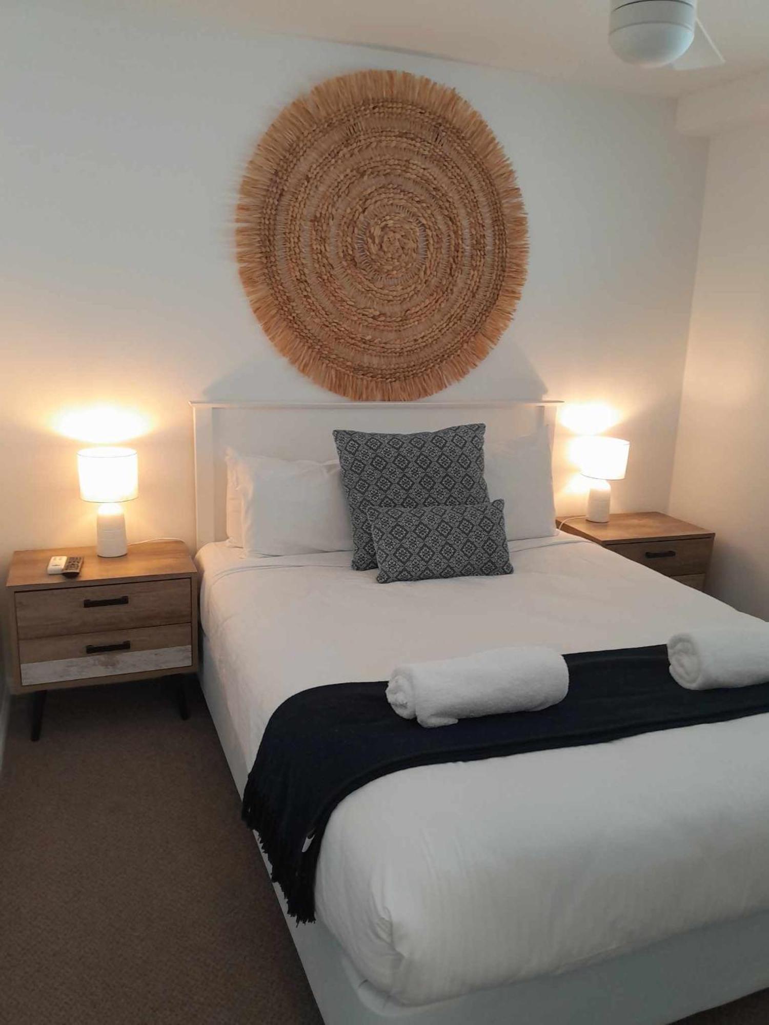 Grand Palais Boolarong Beachside Apartments Alexandra Headland Esterno foto